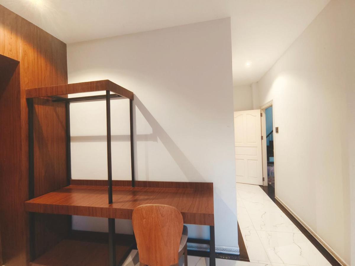 Jenny Airport Lounge Bed & Breakfast Vientiane Dış mekan fotoğraf